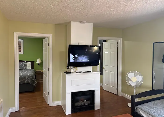 Lakeshore Suites
