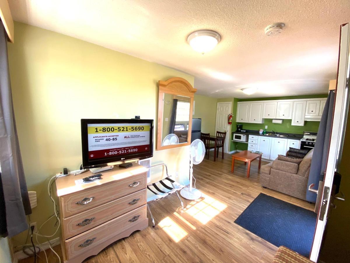 Lakeshore Motel