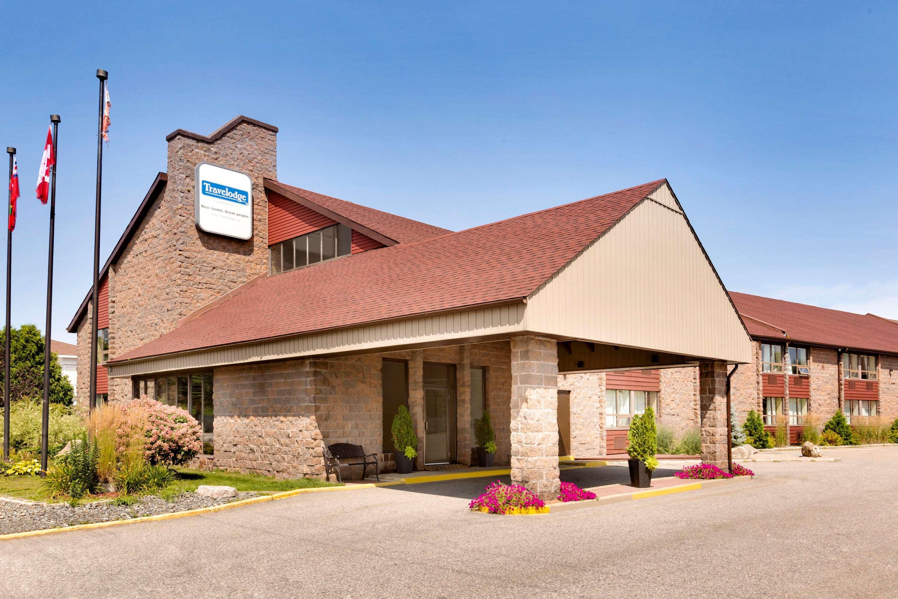 Lakeshore Motel